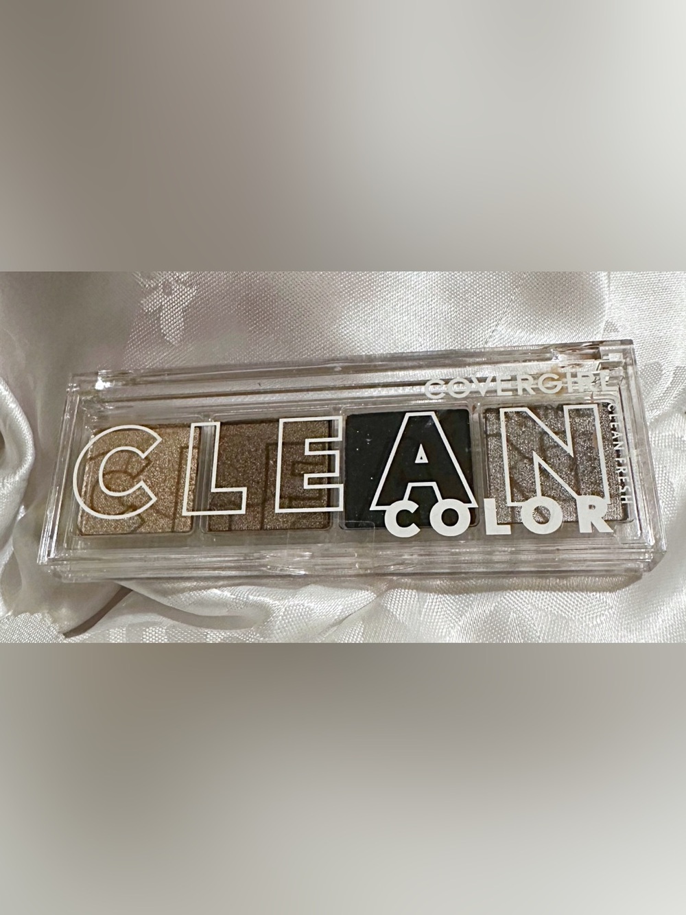 🆕 COVERGIRL Clean Color Neutral Eyeshadow Palettet